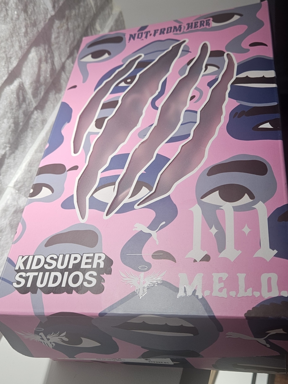 Puma Kids Pink and Purple Graphic Sneakers Box
